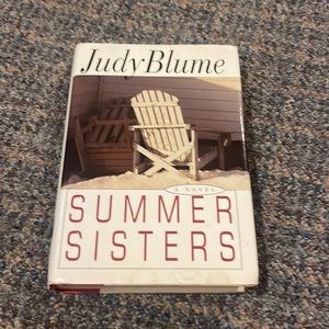 Summer Sisters Hardcover Book